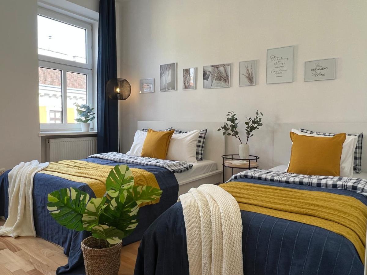 Home Away From Home Vienne Extérieur photo